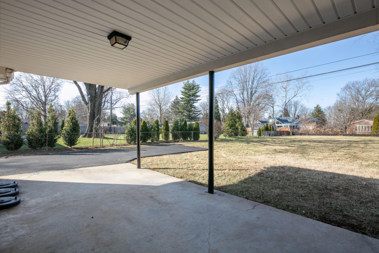 Listing Image 28