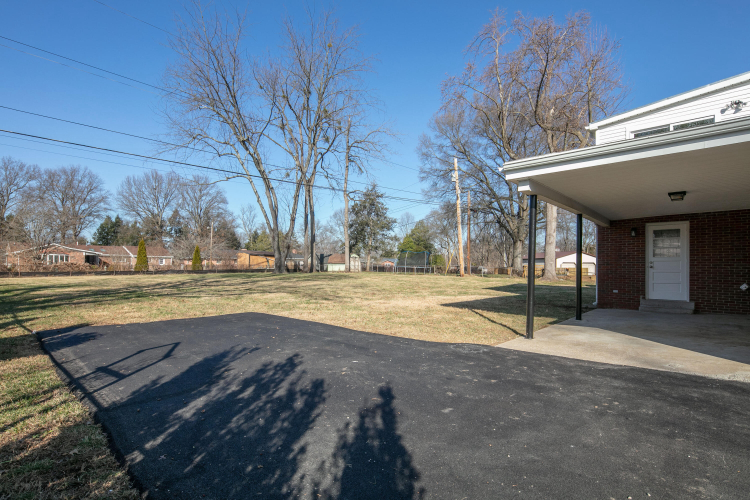 Listing Image 29