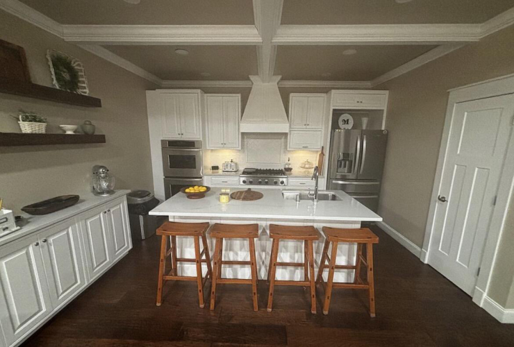 Listing Image 7
