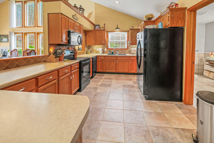 Listing Image 23