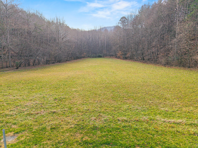 Listing Image 75