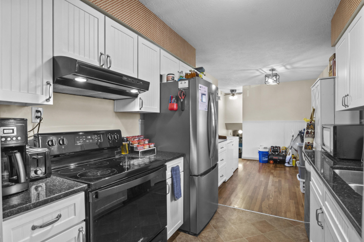 Listing Image 13