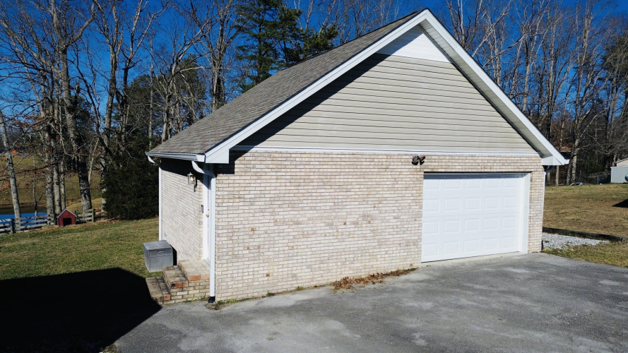 Listing Image 51