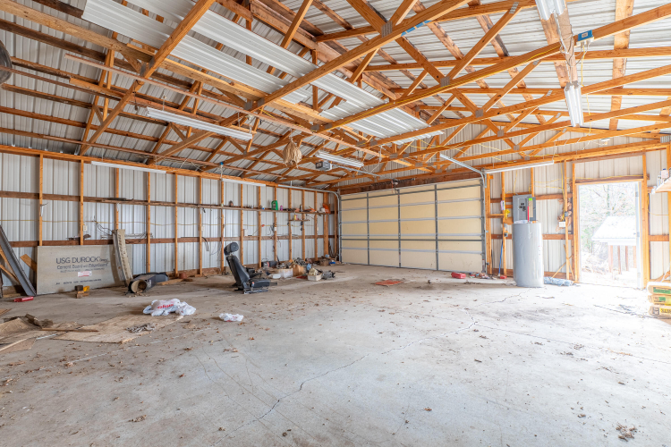 Listing Image 18