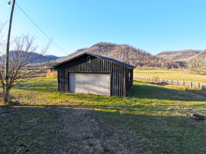 Listing Image 20