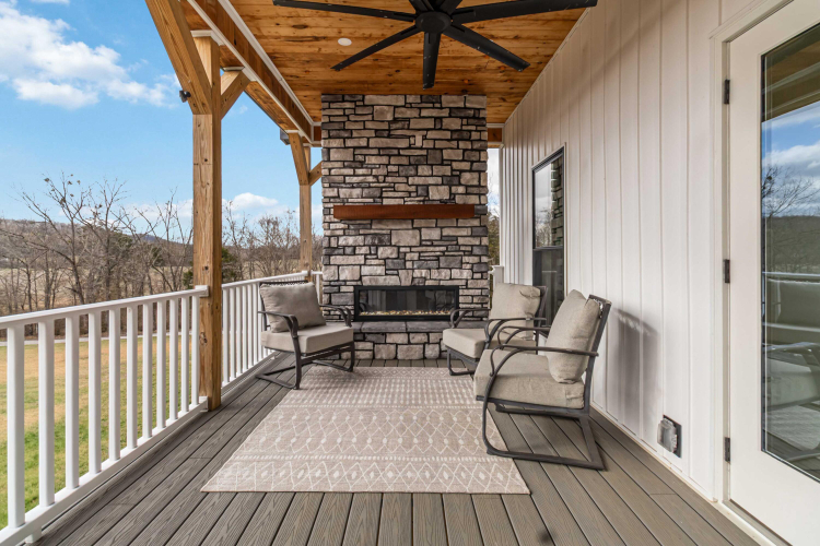 Listing Image 5