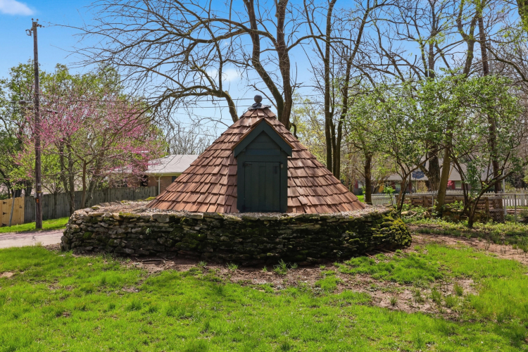 Listing Image 72