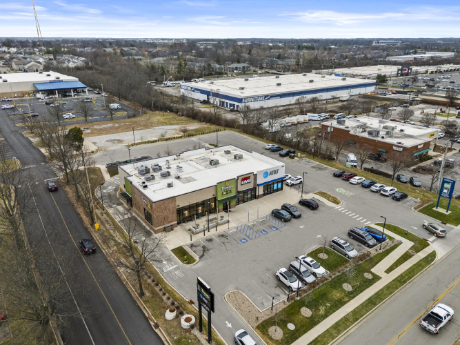 Listing Image 14