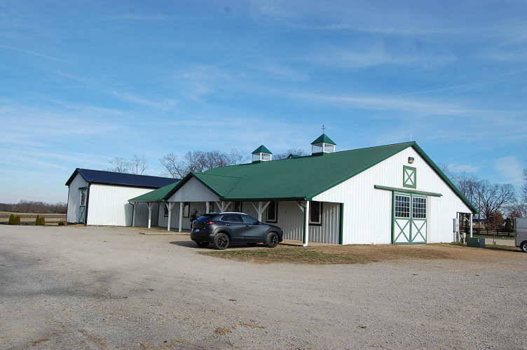 Listing Image 7