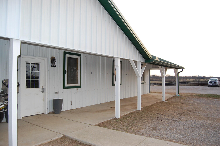 Listing Image 8