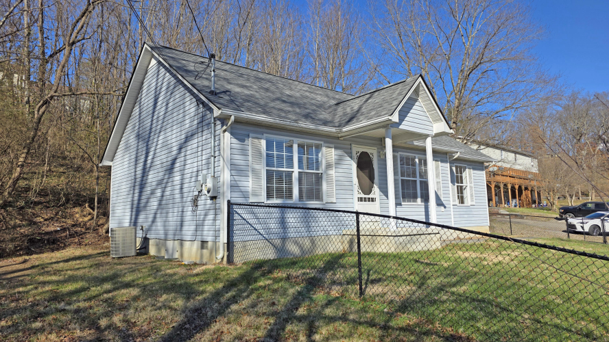 Listing Image 25