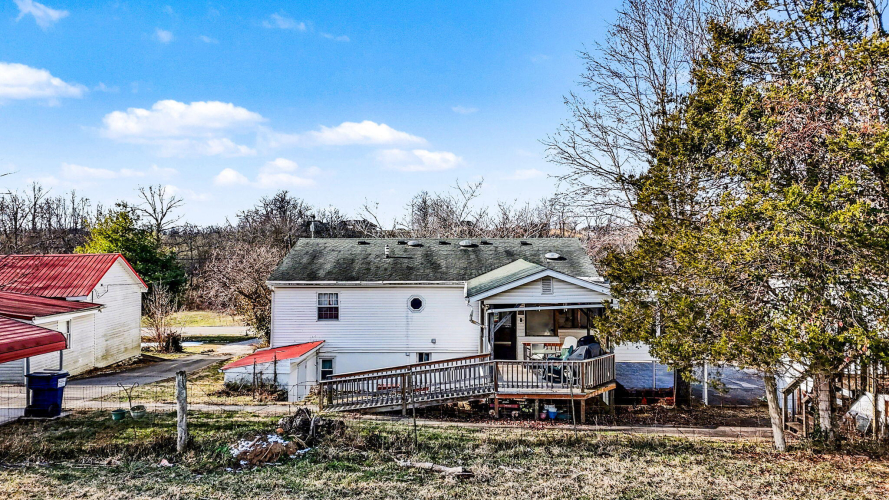 Listing Image 9