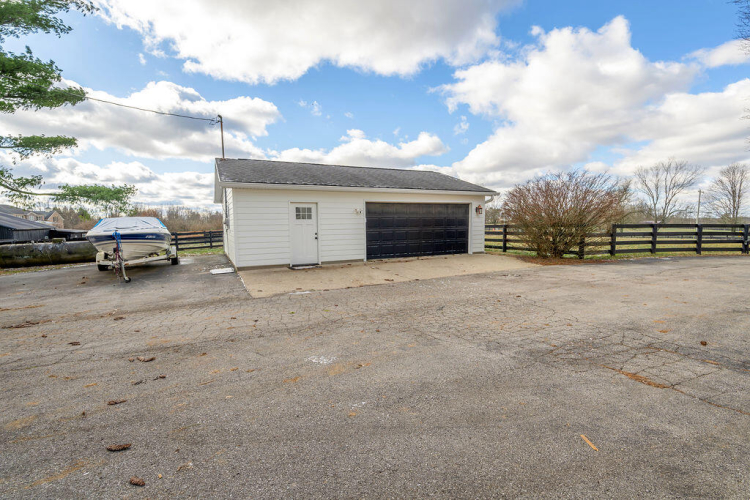 Listing Image 67