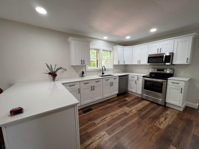 Listing Image 6