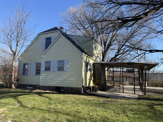 Listing Image 43