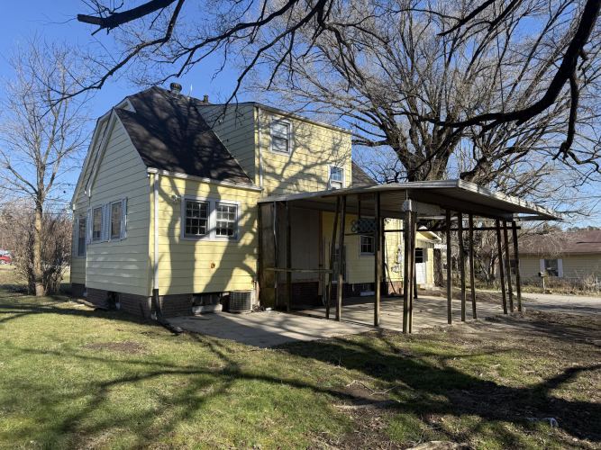 Listing Image 44