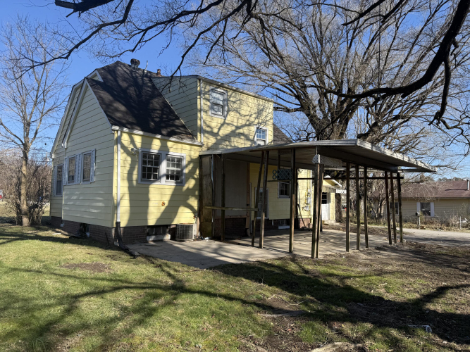 Listing Image 45