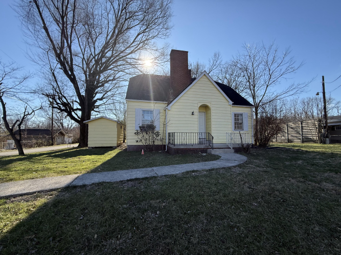 Listing Image 6