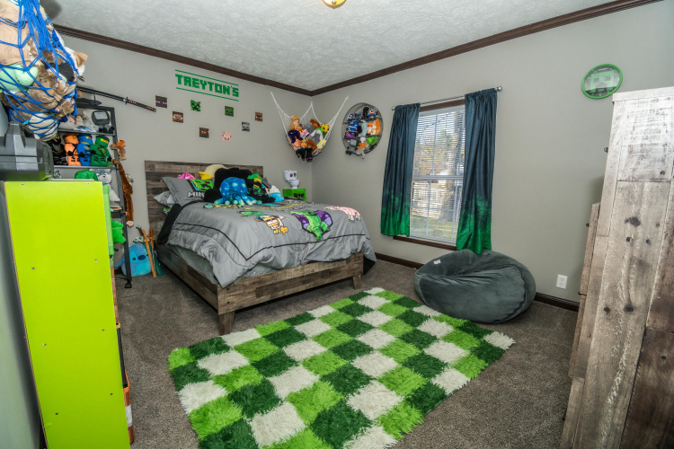 Listing Image 22