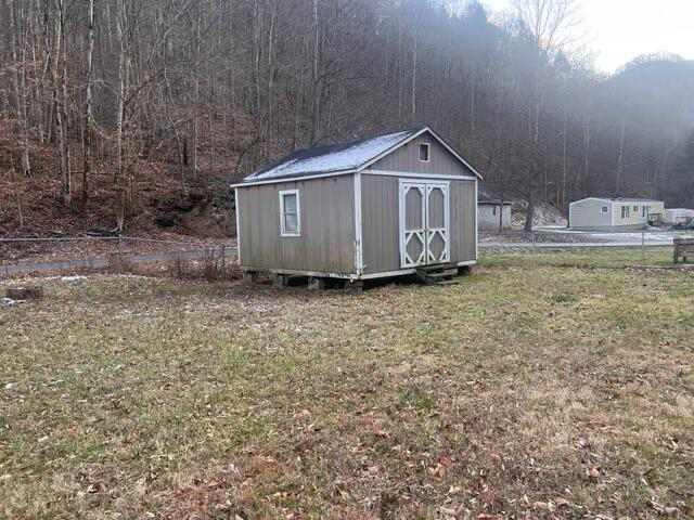 Listing Image 9