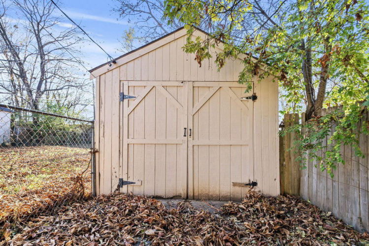 Listing Image 27