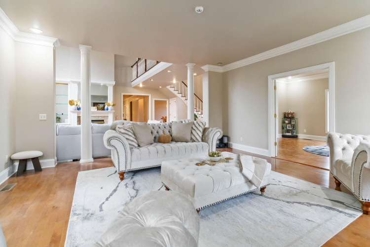 Listing Image 55