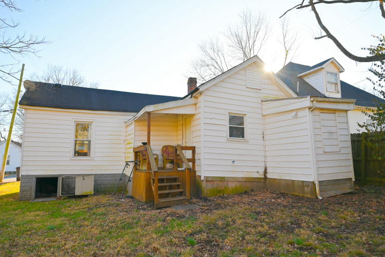 Listing Image 5