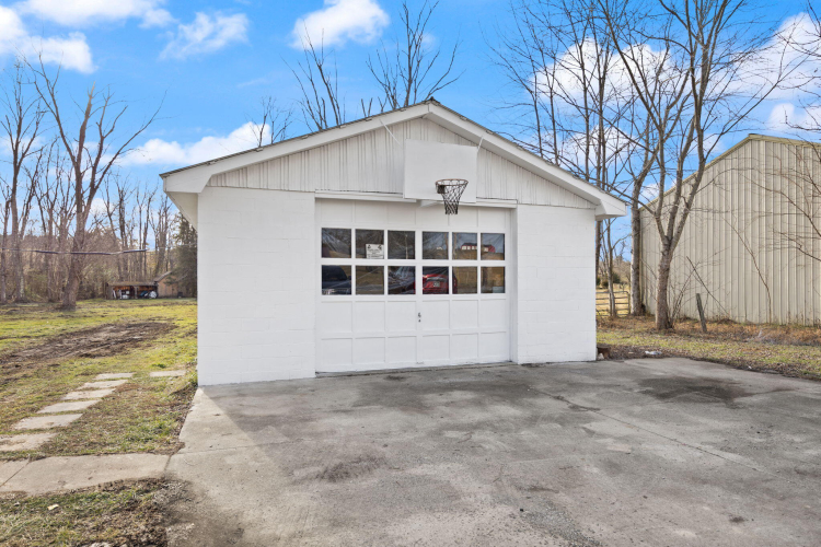 Listing Image 26