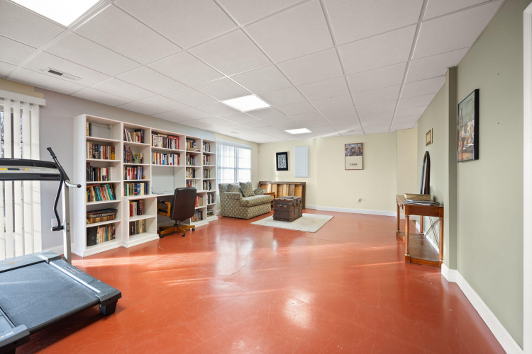 Listing Image 50