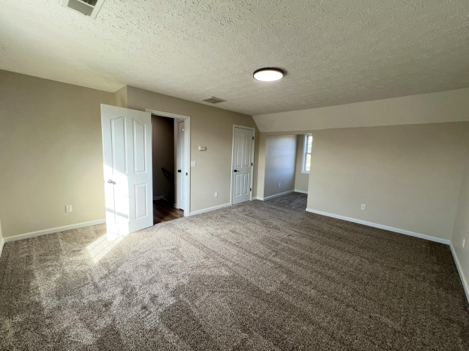 Listing Image 39
