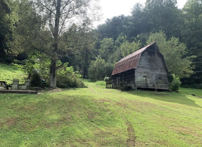 Listing Image 7