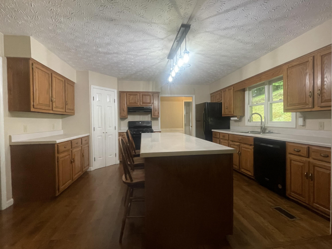 Listing Image 34