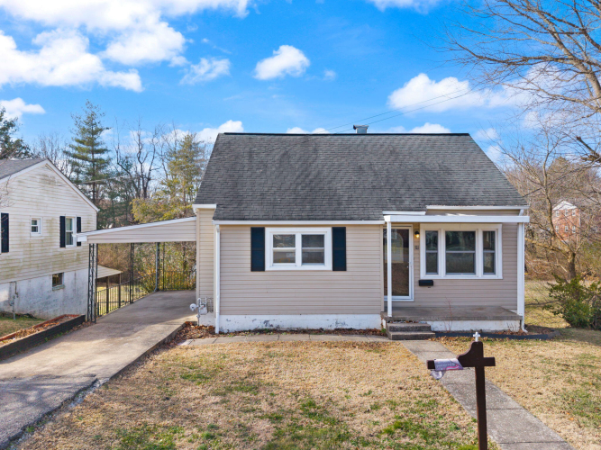 Listing Image 3