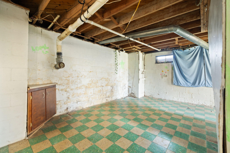 Listing Image 36