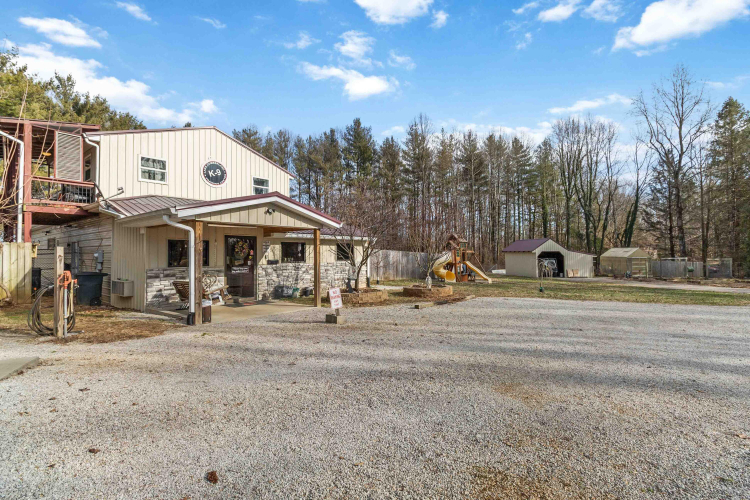 Listing Image 2