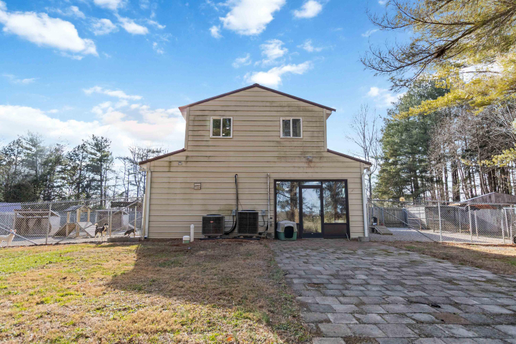 Listing Image 42
