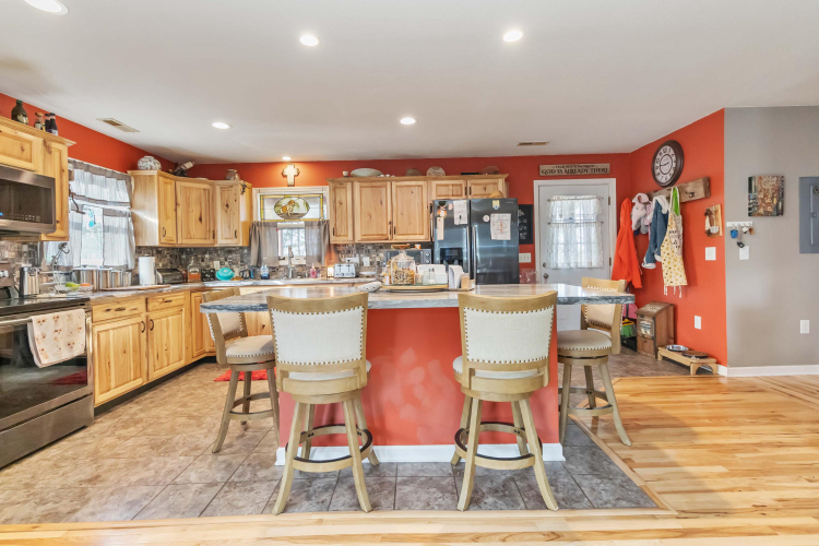 Listing Image 56