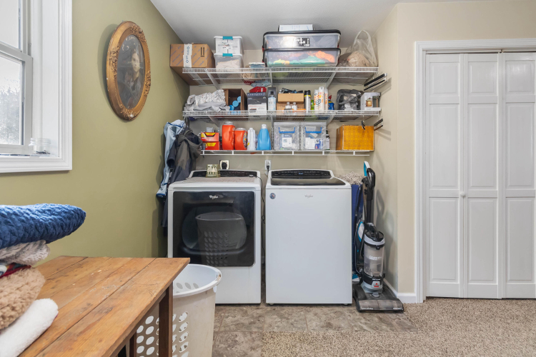 Listing Image 69
