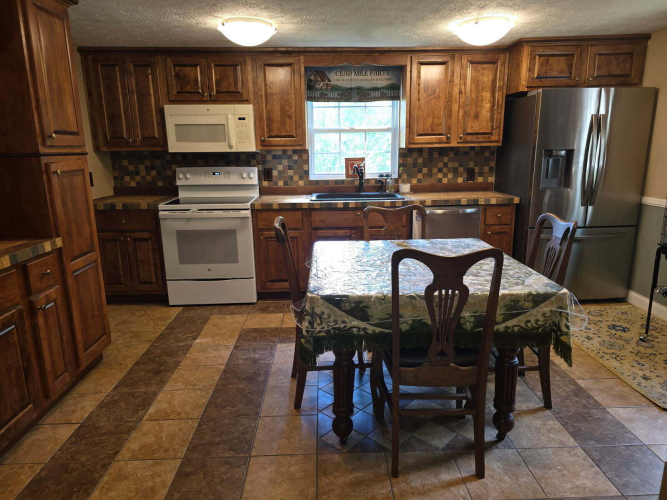 Listing Image 30
