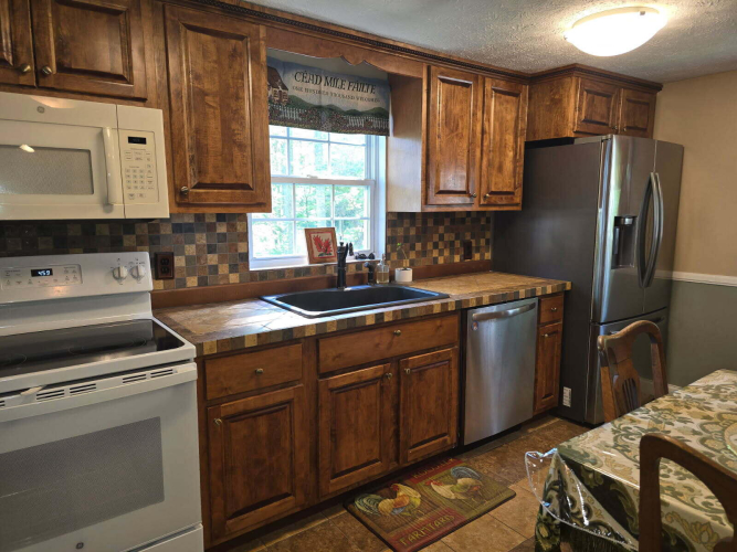 Listing Image 32
