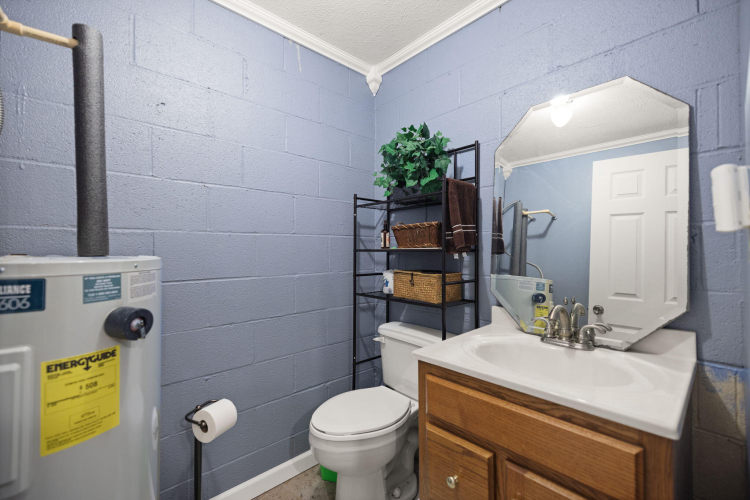 Listing Image 59