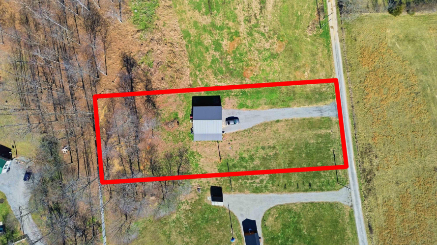 Listing Image 4