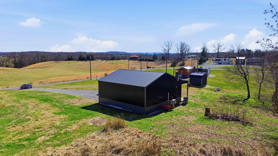 Listing Image 6