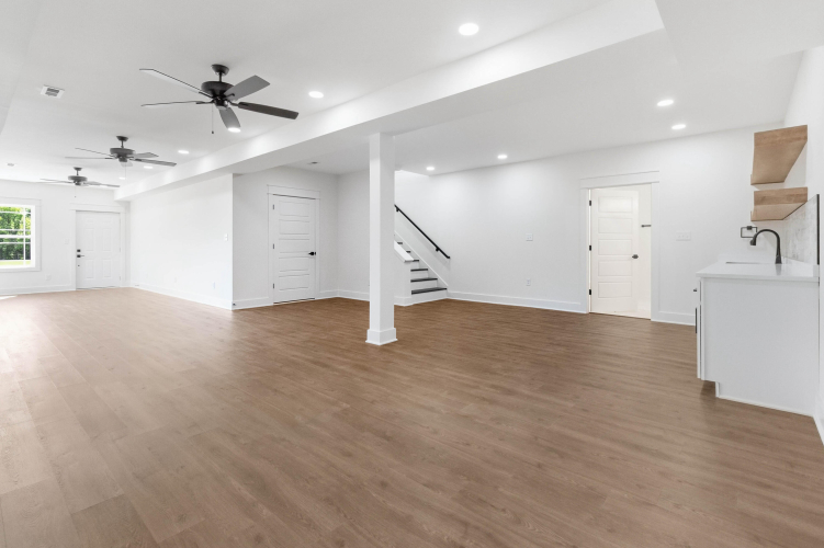 Listing Image 53