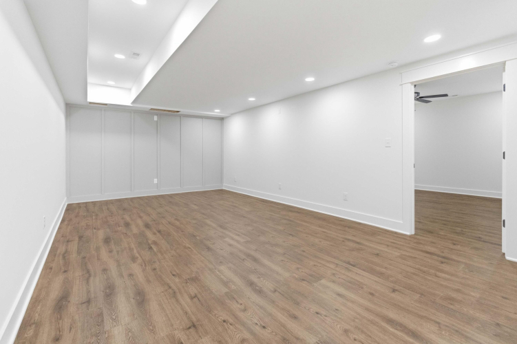 Listing Image 55