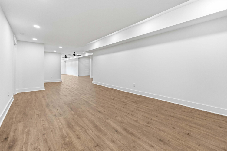 Listing Image 56