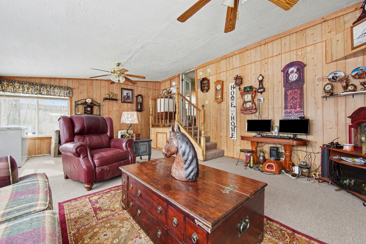 Listing Image 16