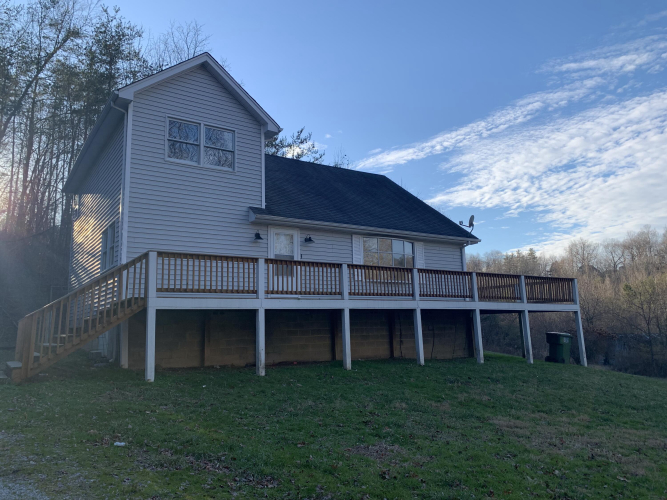 Listing Image 6