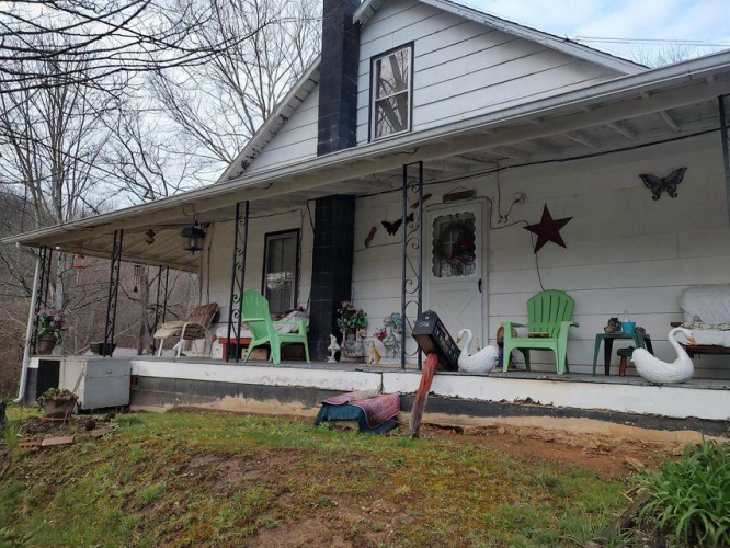 Listing Image 16