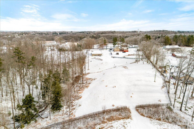 Listing Image 59
